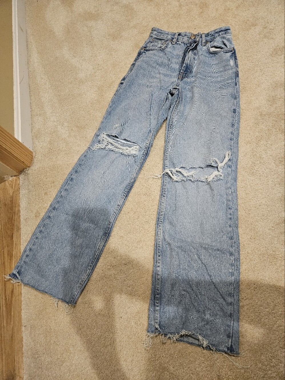 Zara Light Wash Ripped Straight-Leg Jeans